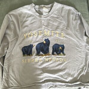 brandy melville medium crew neck
